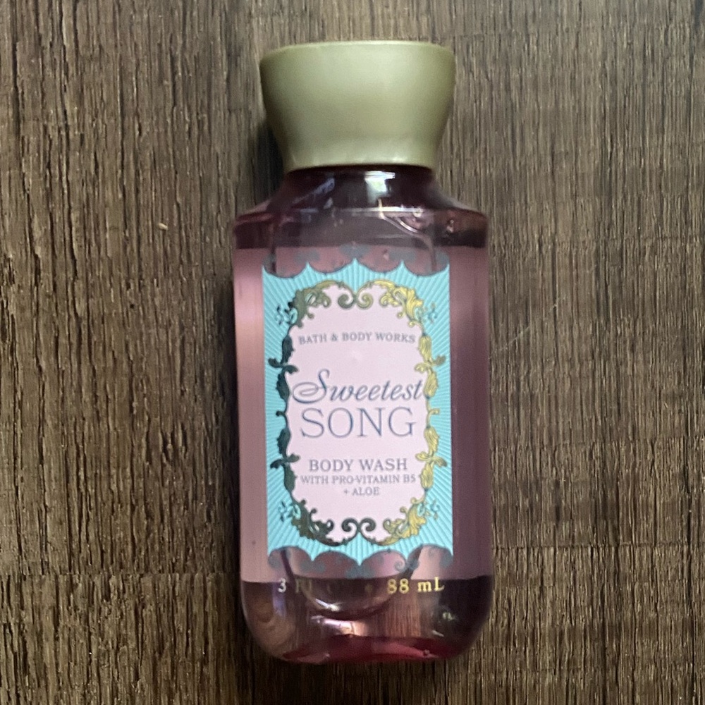 Bath & Body Works ‘Sweetest Song’ Body Wash